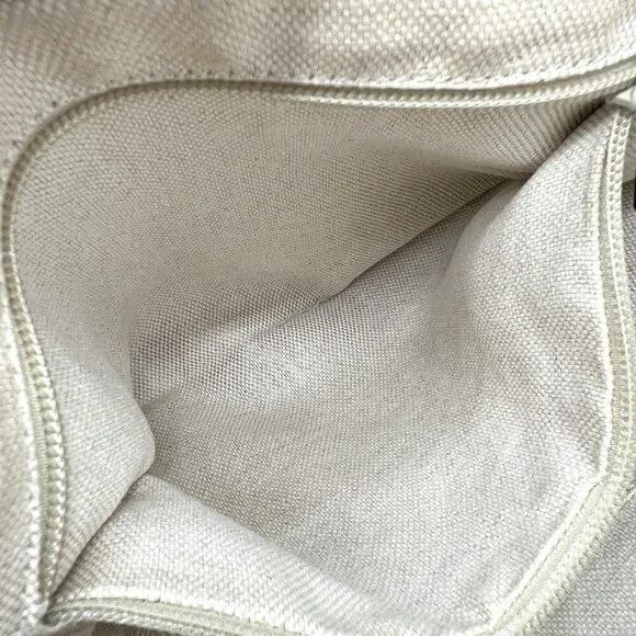 GUCCI Authentic Black Leather Shoulder Bag - Picture 8 of 10